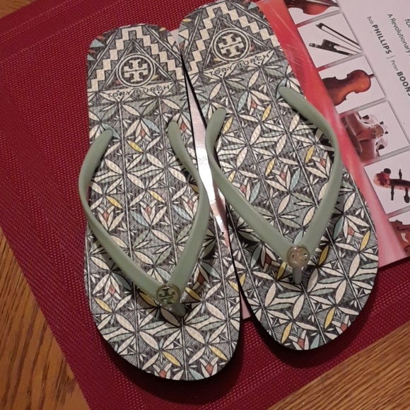 Tory Burch Shoes - TORY BURCH  8 FLIP FLOPS